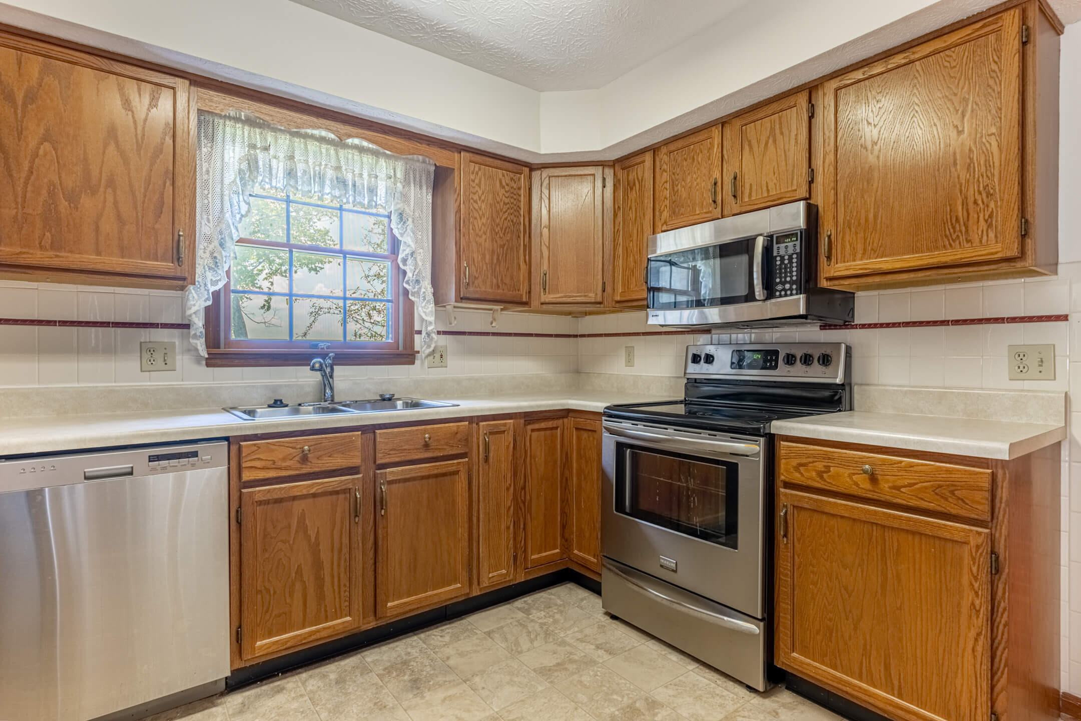1775 Fox Ridge Drive, Springfield, Ohio 45503