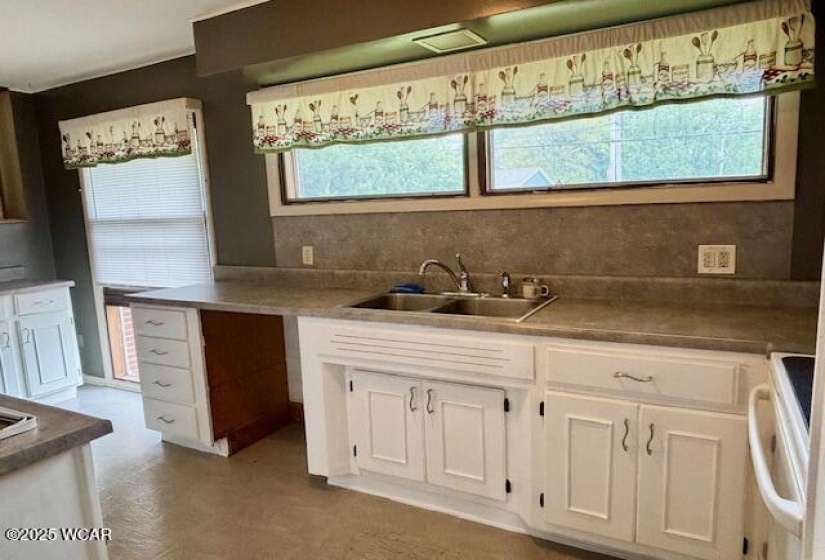 308 Delphos Road, Columbus Grove, Ohio, 3 Bedrooms Bedrooms, ,1 BathroomBathrooms,Residential,For Sale,Delphos,307181