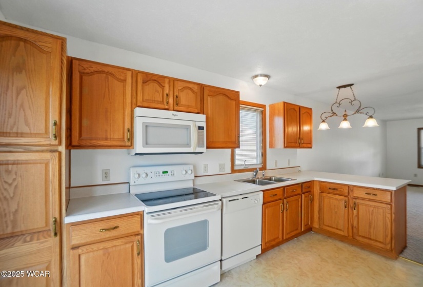 209 Cheyenne Drive, Wapakoneta, Ohio, 2 Bedrooms Bedrooms, ,2 BathroomsBathrooms,Residential,For Sale,Cheyenne,307184