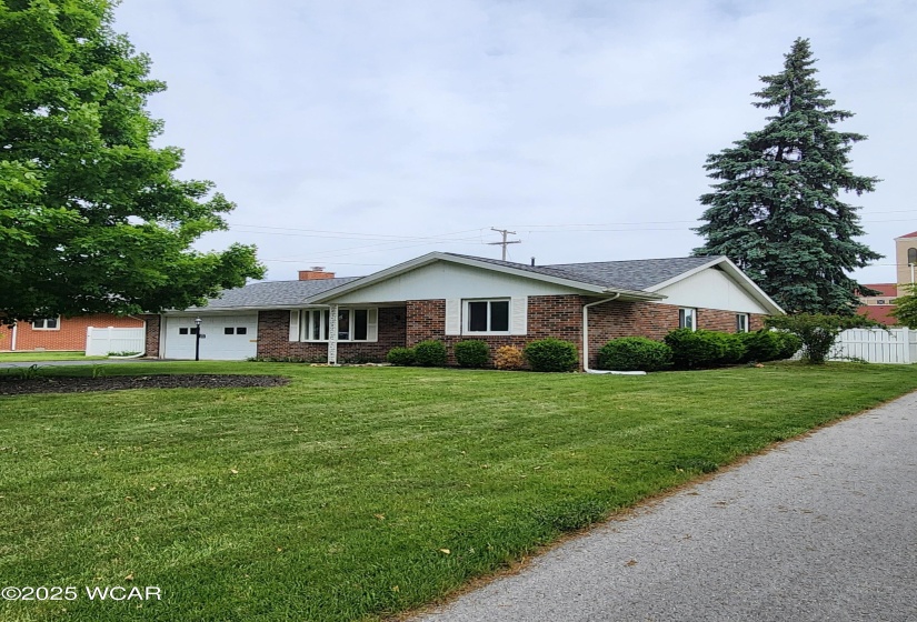 2028 Greendale Ave Avenue, Findlay, Ohio, 3 Bedrooms Bedrooms, ,2 BathroomsBathrooms,Residential,For Sale,Greendale Ave,307185