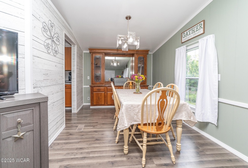 1203 Chateau Court, Findlay, Ohio, 3 Bedrooms Bedrooms, ,2 BathroomsBathrooms,Residential,For Sale,Chateau,307186
