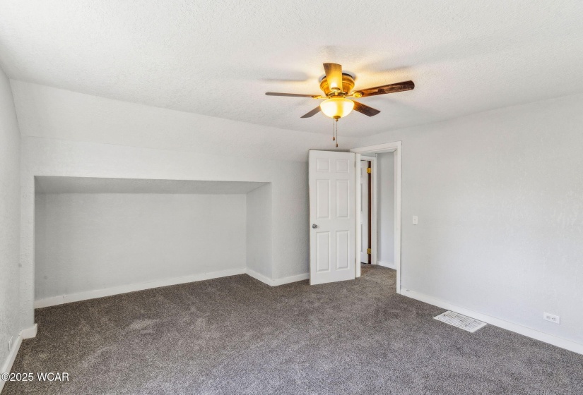 409 High Street, Kenton, Ohio, 3 Bedrooms Bedrooms, ,2 BathroomsBathrooms,Residential,For Sale,High,306484