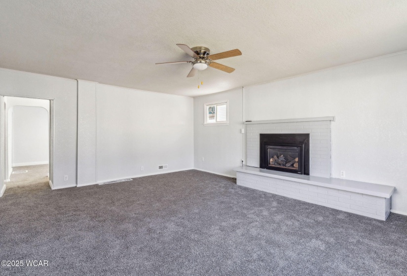 409 High Street, Kenton, Ohio, 3 Bedrooms Bedrooms, ,2 BathroomsBathrooms,Residential,For Sale,High,306484