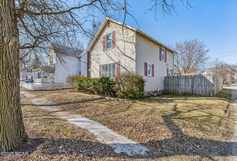 409 High Street, Kenton, Ohio, 3 Bedrooms Bedrooms, ,2 BathroomsBathrooms,Residential,For Sale,High,306484