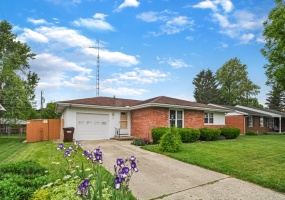 132 Hiawatha Drive, Greenville, Ohio 45331, 3 Bedrooms Bedrooms, ,1 BathroomBathrooms,Residential,For Sale,Hiawatha,1038927