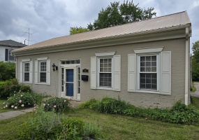 321 Sandusky Avenue, Bellefontaine, Ohio 43311, 2 Bedrooms Bedrooms, ,1 BathroomBathrooms,Residential,For Sale,Sandusky,1038930
