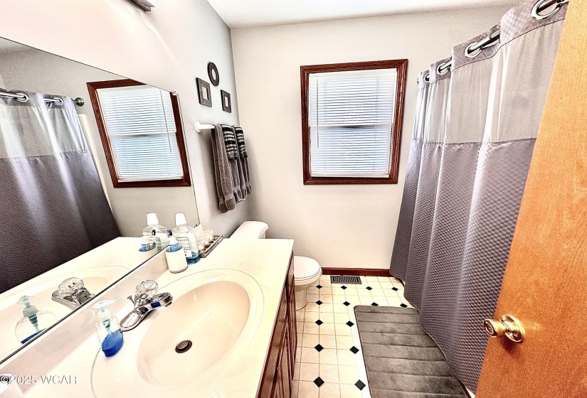 4095 Cole Street, Lima, Ohio, 3 Bedrooms Bedrooms, ,2 BathroomsBathrooms,Residential,For Sale,Cole,307191