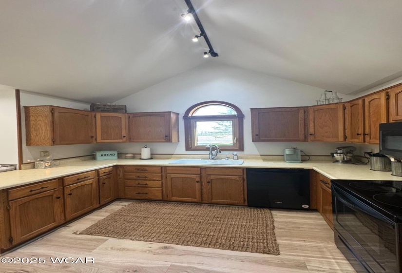 10066 Township Road 32, Arlington, Ohio, 5 Bedrooms Bedrooms, ,2 BathroomsBathrooms,Residential,For Sale,Township Road 32,306764