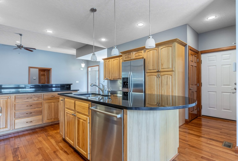 11370 Crottinger-10