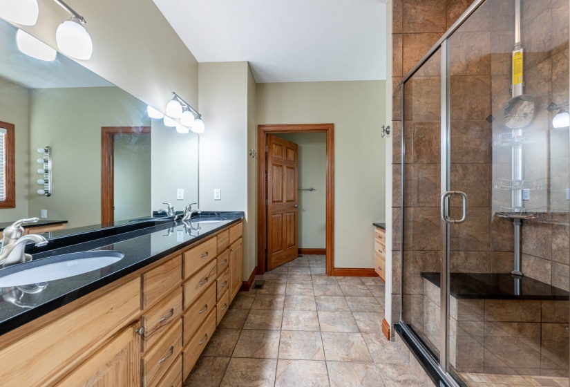 11370 Crottinger-17