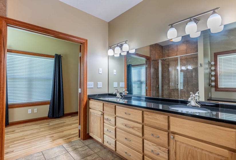 11370 Crottinger-18