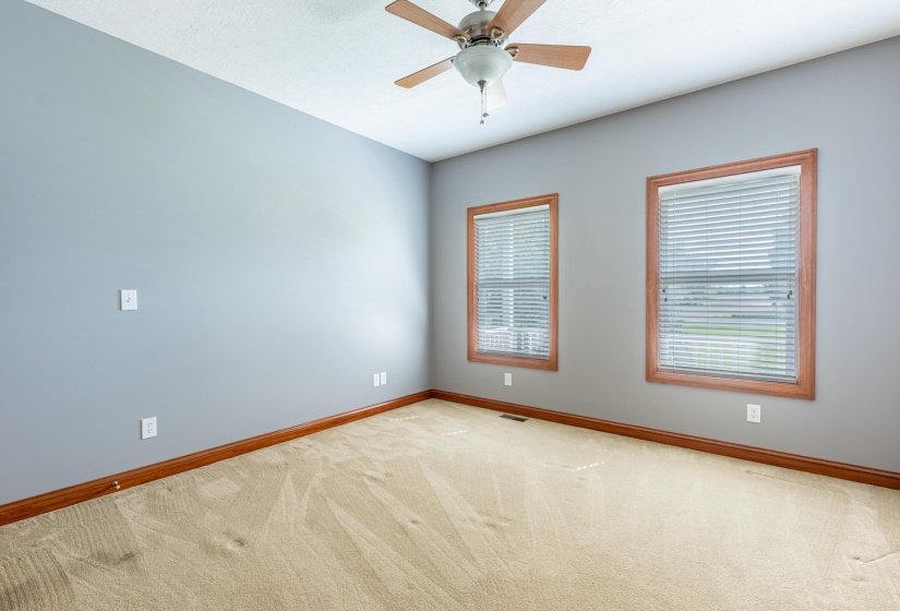 11370 Crottinger-20