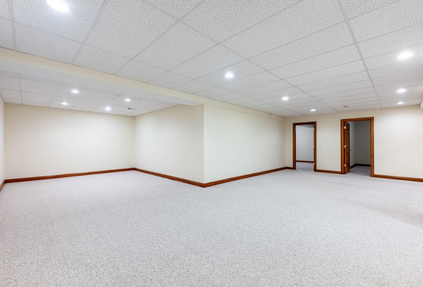 11370 Crottinger-27