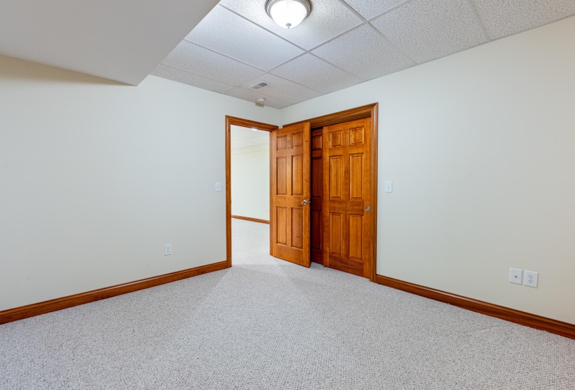 11370 Crottinger-31