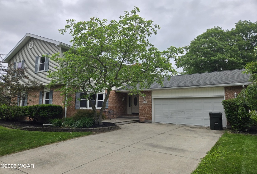 2069 High Ridge Road, Lima, Ohio, 4 Bedrooms Bedrooms, ,2 BathroomsBathrooms,Residential,For Sale,High Ridge,307199
