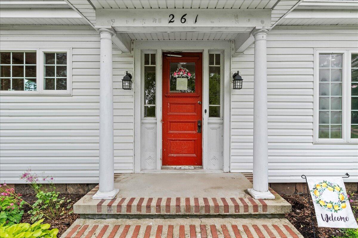 261 Sandusky Street, Mechanicsburg, Ohio 43044