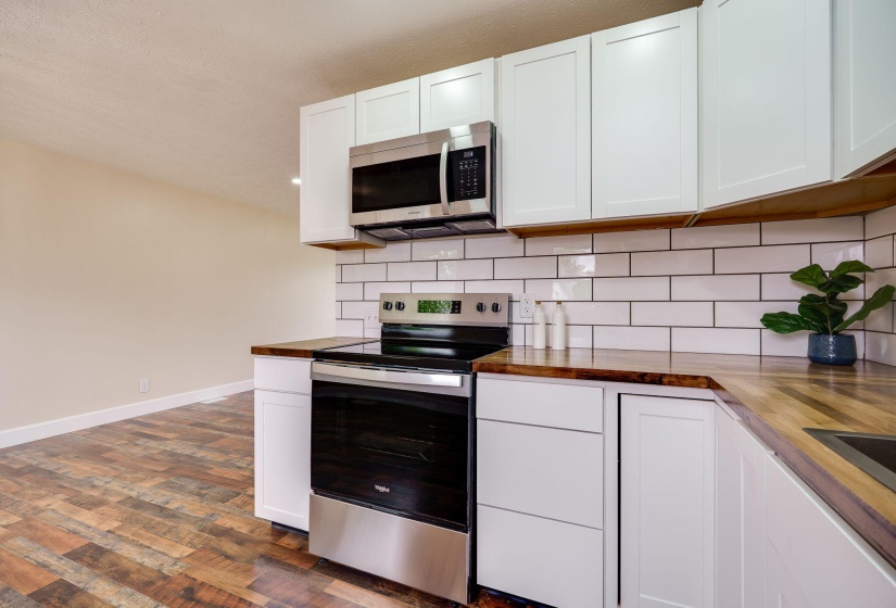 15-web-or-mls-1136-wendall-ave
