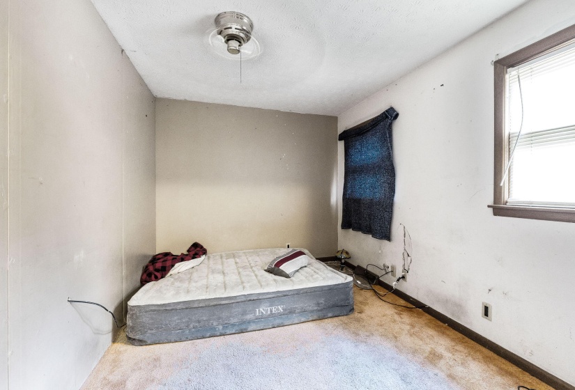 208 Pickrelltown Rd (Interior)-23