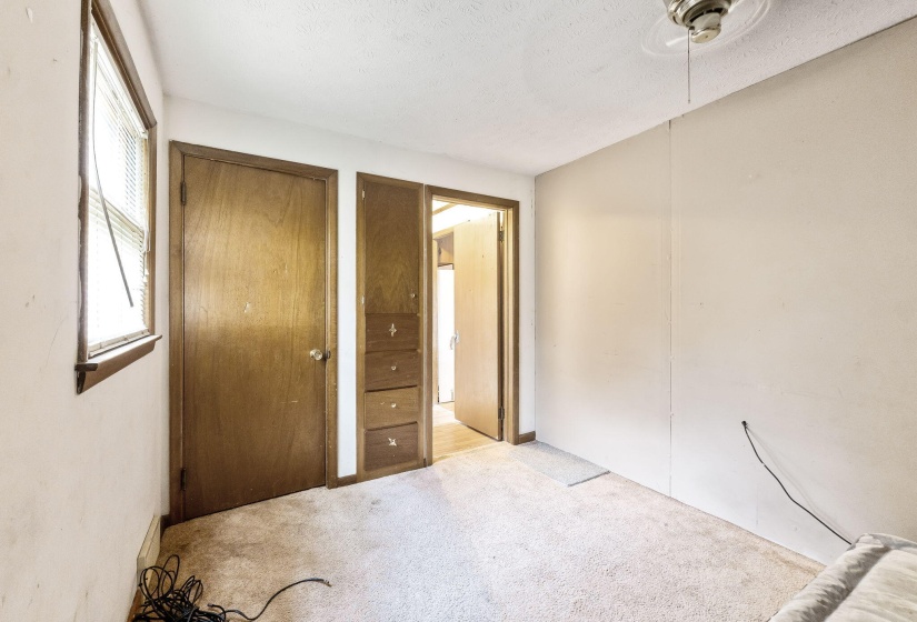 208 Pickrelltown Rd (Interior)-25