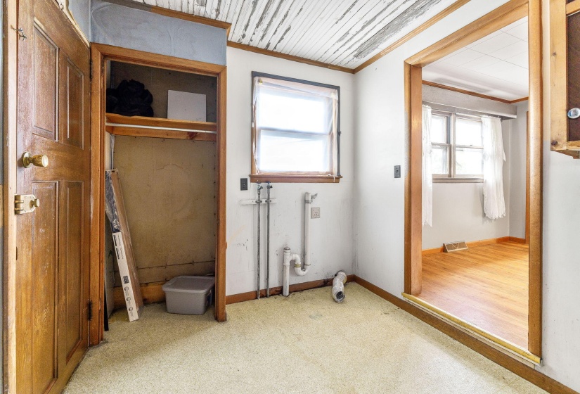 208 Pickrelltown Rd (Interior)-27