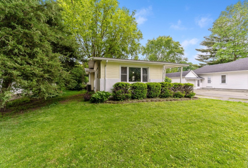 208 Pickrelltown Rd (Exterior)-3