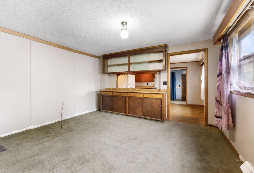 208 Pickrelltown Rd (Interior)-2