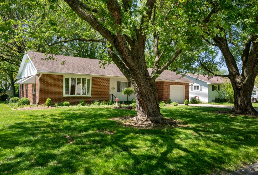 106 Westview Karen Huelsman (3 of 31)