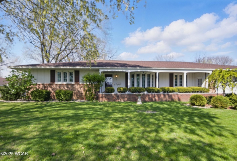 202 Wassenberg Drive, Van Wert, Ohio, 2 Bedrooms Bedrooms, ,2 BathroomsBathrooms,Residential,For Sale,Wassenberg,306759