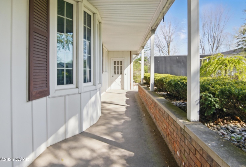 202 Wassenberg Drive, Van Wert, Ohio, 2 Bedrooms Bedrooms, ,2 BathroomsBathrooms,Residential,For Sale,Wassenberg,306759