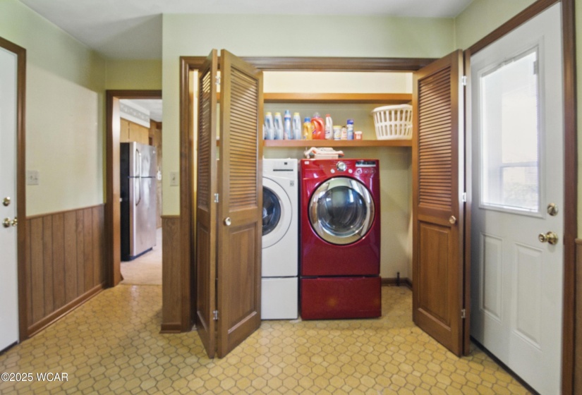 202 Wassenberg Drive, Van Wert, Ohio, 2 Bedrooms Bedrooms, ,2 BathroomsBathrooms,Residential,For Sale,Wassenberg,306759