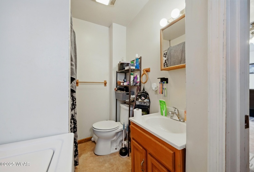 605 Hendricks Avenue, Saint Marys, Ohio, 3 Bedrooms Bedrooms, ,1 BathroomBathrooms,Residential,For Sale,Hendricks,307148