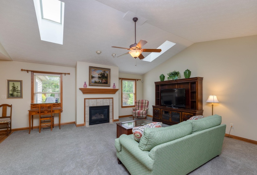 13-web-or-mls-Sterling 13