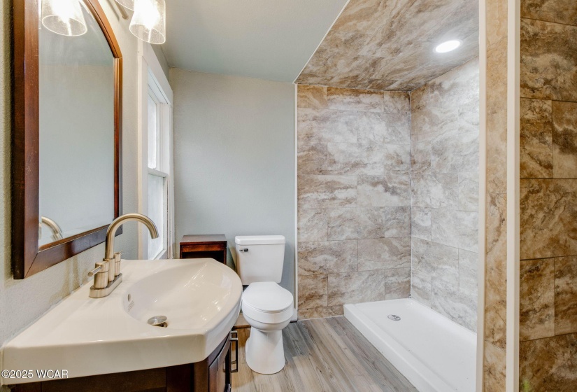 1157 High Street, Lima, Ohio, 4 Bedrooms Bedrooms, ,1 BathroomBathrooms,Residential,For Sale,High,307213