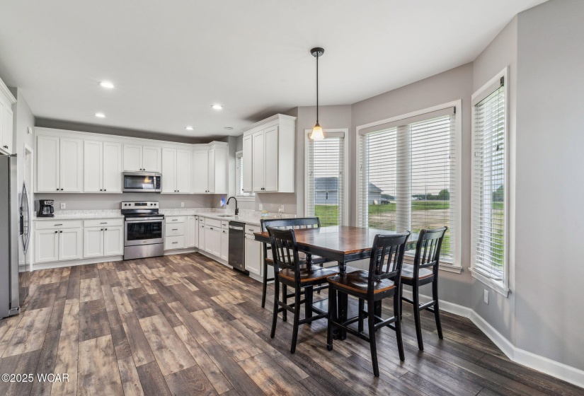 208 Creswell Drive, Van Buren, Ohio, 4 Bedrooms Bedrooms, ,2 BathroomsBathrooms,Residential,For Sale,Creswell,307217