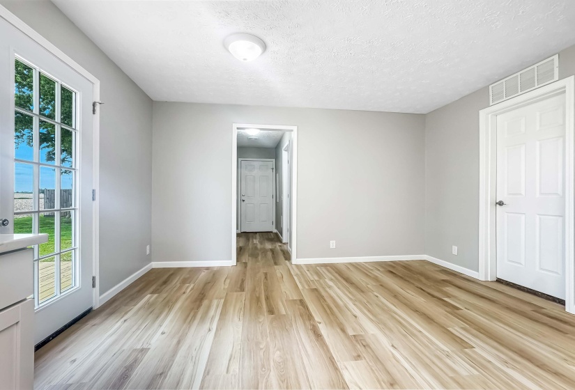 91 Abbey Ln-16