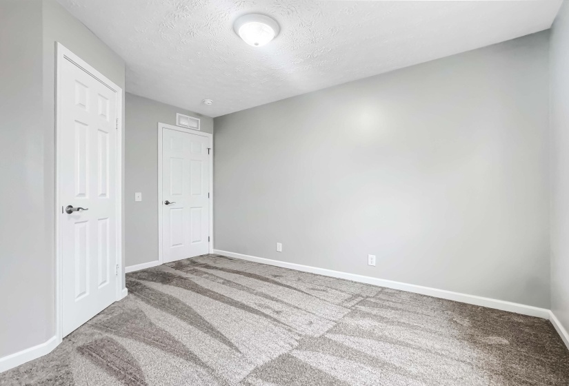 91 Abbey Ln-27