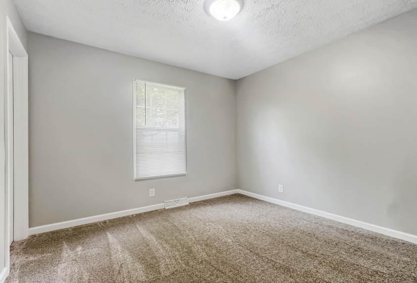 91 Abbey Ln-30