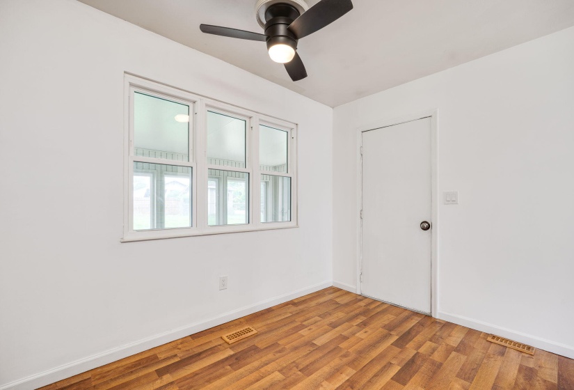 13-web-or-mls-1052-greenfield-dr