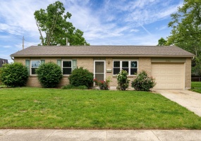 1052 Greenfield Drive, Troy, Ohio 45373, 3 Bedrooms Bedrooms, ,1 BathroomBathrooms,Residential,For Sale,Greenfield,1038976