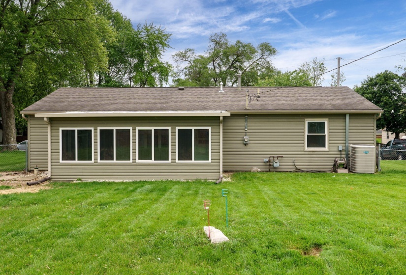 34-web-or-mls-1052-greenfield-dr