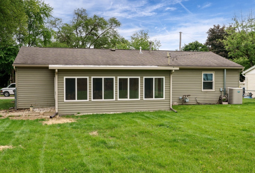 35-web-or-mls-1052-greenfield-dr