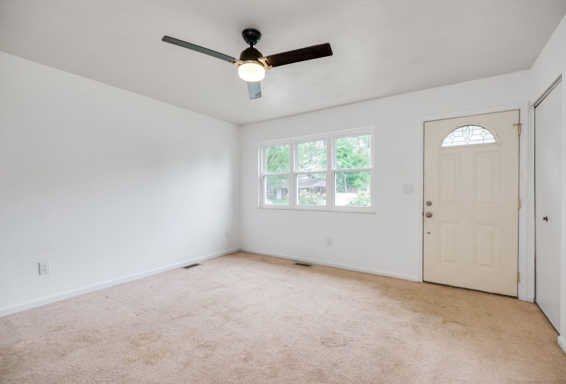 8-web-or-mls-1052-greenfield-dr