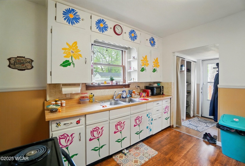 219 W O CONNOR Avenue, Lima, Ohio, 3 Bedrooms Bedrooms, ,1 BathroomBathrooms,Residential,For Sale,W O CONNOR,307203