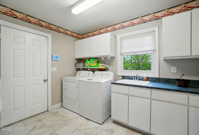 4475 Wintergreen Drive, Lima, Ohio, 4 Bedrooms Bedrooms, ,3 BathroomsBathrooms,Residential,For Sale,Wintergreen,307224