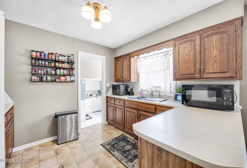 2446 Marion Drive, Findlay, Ohio, 3 Bedrooms Bedrooms, ,1 BathroomBathrooms,Residential,For Sale,Marion,307231
