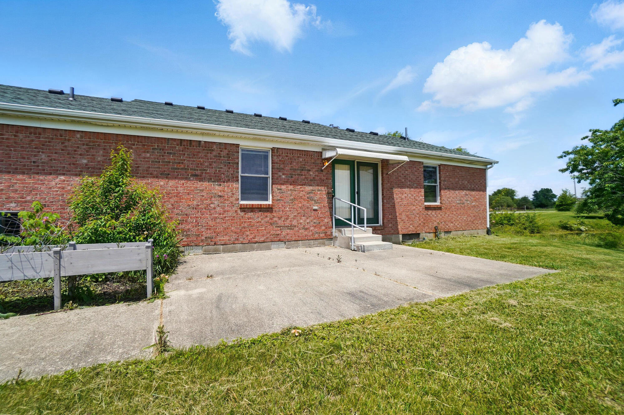 5001 Charleston Clifton Road, South Charleston, Ohio 45368