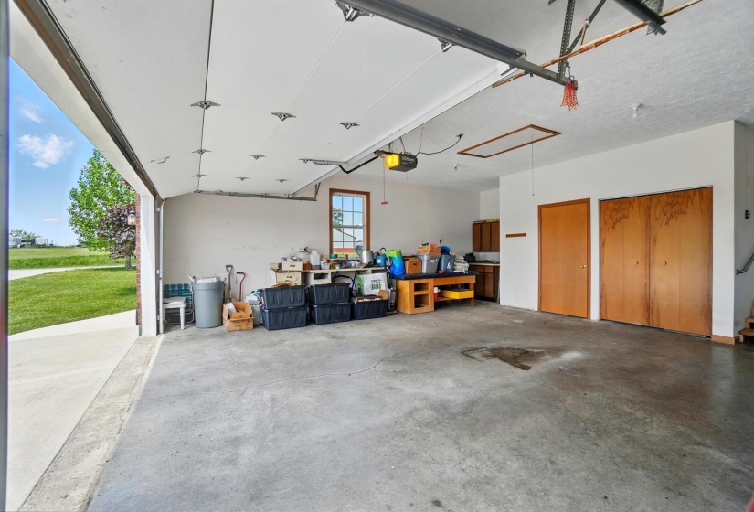 Garage - 1