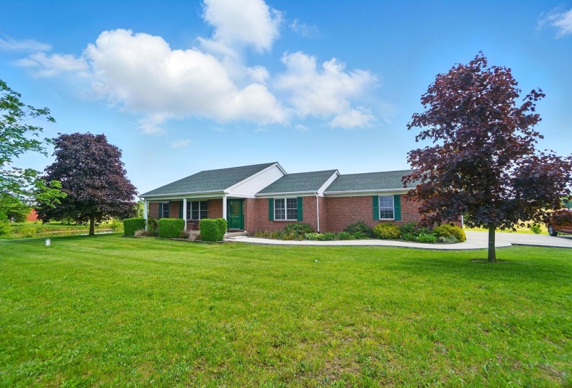 Welcome to 5001 S Charleston Clifton Rd