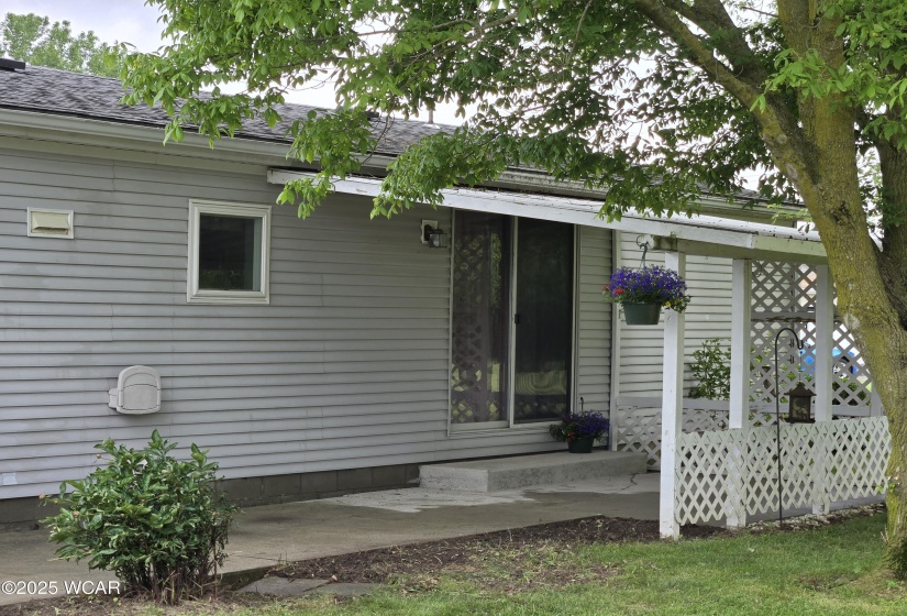 121 Windsor Dr, Saint Marys, Ohio, 3 Bedrooms Bedrooms, ,2 BathroomsBathrooms,Residential,For Sale,Windsor Dr,307234