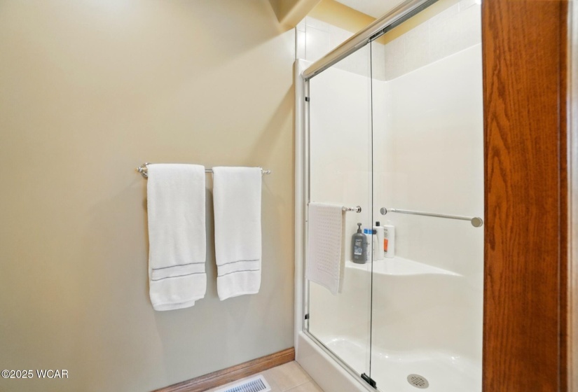 4042 Bur Oak Trail, Lima, Ohio, 3 Bedrooms Bedrooms, ,3 BathroomsBathrooms,Residential,For Sale,Bur Oak,307204